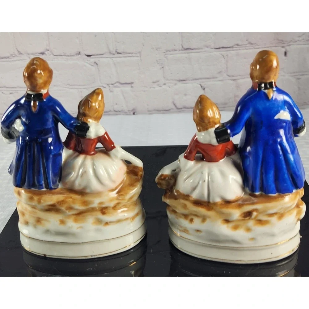Two Mirrored Vintage Hand Painted Figurines  Made In Occupied Japan.